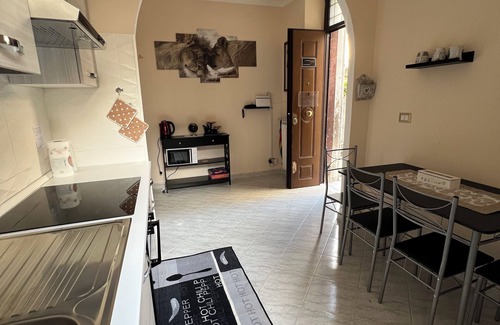 Testaccio Apartment | Vacation home for up to 5 people in one of Rome's most popular neighborhoods
