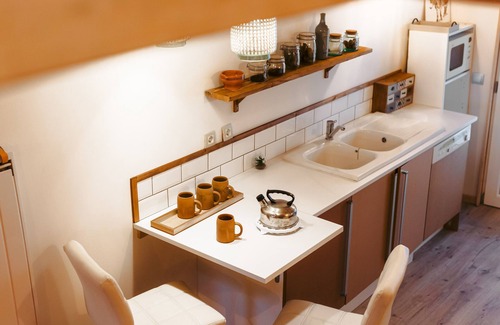 Nuaille d'Aunis House | Vacation Home "Gîte La Muscardine Avec Spa" with Private Terrace & Wi-Fi