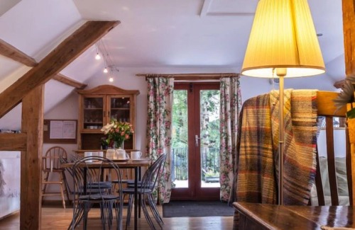 Rhayader House | Vacation home Barnaby in Llandrindod Wells - 7 persons, 3 bedrooms