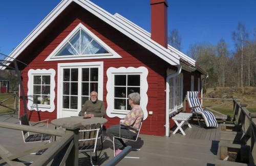 Granna House | Vacation home Hägnen (SND111) in Gränna - 4 persons, 1 bedrooms