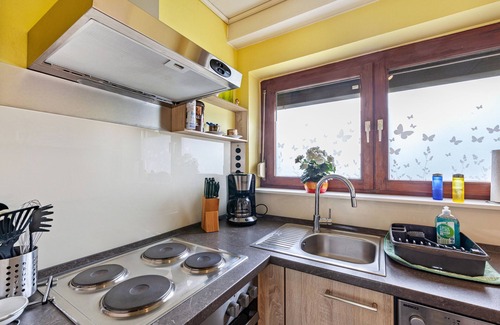 Wissel House | Vacation Home "Haus Seestern" with Private Terrace, Private Garden & Wi-Fi