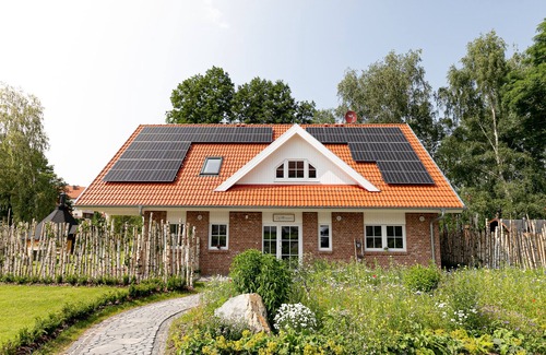 Herbstein House | Vacation home Heuliebe, barbecue hut, whirlpool, outdoor sauna