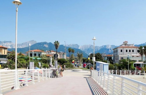 Massa House | Vacation home Il Gelso in Marina di Massa - 4 persons, 1 bedrooms