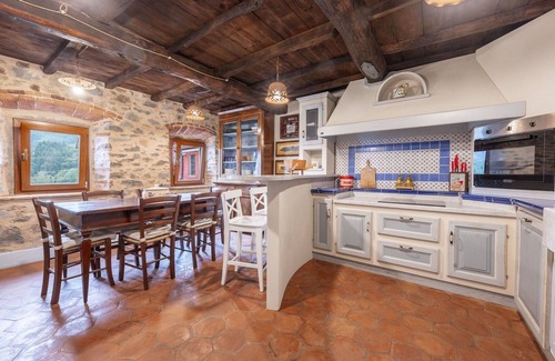 Marliana House | Vacation Home in Marliana with 2 bedrooms sleeps 6