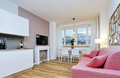 Rione XVI Ludovisi House | Vacation Home in Rome with 1 bedrooms sleeps 4