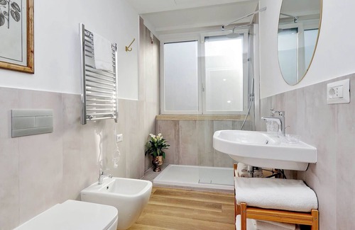 Rione XVI Ludovisi House | Vacation Home in Rome with 2 bedrooms sleeps 6