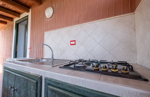 Vulcanello House | Vacation Home "Jerà D72 Vista Mare" with Sea View, Private Terrace & Wi-Fi
