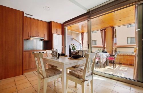 Esquinzo House | Vacation Home "Jose Esquinzo" with Shared Pool & Wi-Fi