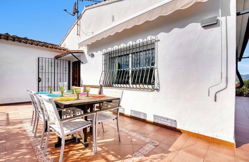 Potries House | Vacation Home "La Pedrera" with Sea View, Private Pool & Private Terraces