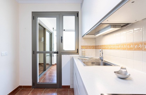 Granadilla de Abona House | Vacation Home "La Tejita Beach House" with Mountain View, Shared Pool & Wi-Fi