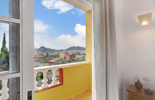 Buzanada House | Vacation Home 'Las Gavias I' with Sea View, Private Terrace & Wi-Fi