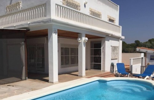 Alcanar House | Vacation home Martinenca in Alcanar - 9 persons, 5 bedrooms
