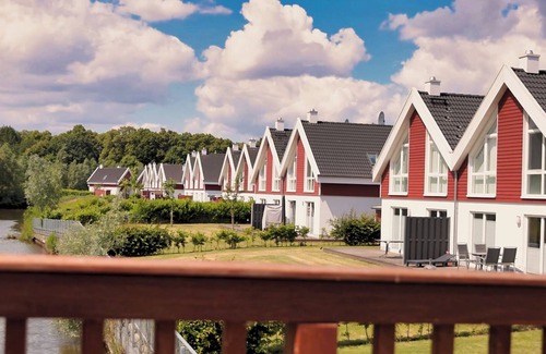 Nordhorn House | Vacation home near the beach with stove, sauna and whirlpool