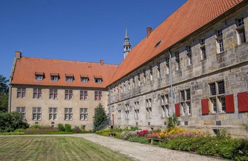 Nordhorn House | Vacation home near the beach with stove, sauna and whirlpool