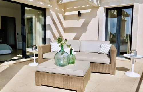 Cala Santany House | Vacation Home "Ocean Blues" with Private Pool, Shared Terrace & Wi-Fi