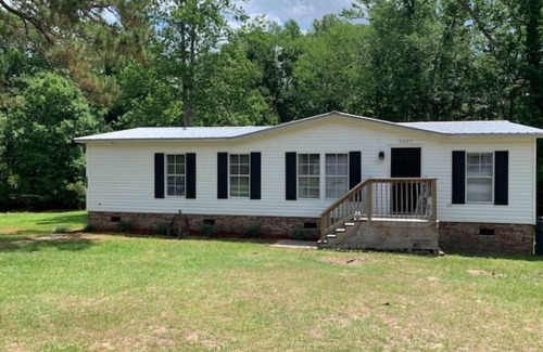 Shallotte House | Vacation home only 6 minutes from the beach