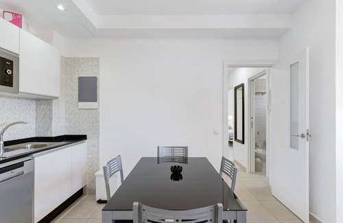 San Fernando House | Vacation Home 'Parigina' with Sea View, Private Terrace and Wi-Fi