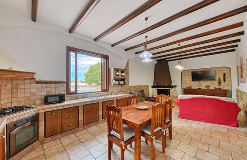Syracuse House | Vacation home Parisi by Interhome