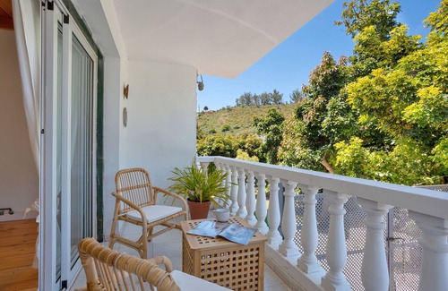 Tacoronte House | Vacation Home 'Picarus' with Private Terrace, Wi-Fi and Air Conditioning