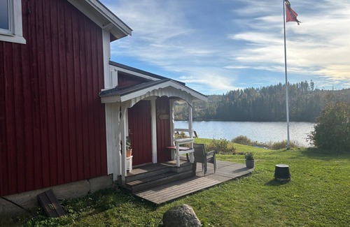 Sundsvall Municipality House | Vacation home Ramona - Vacation with lake view & boat near Sundsvall