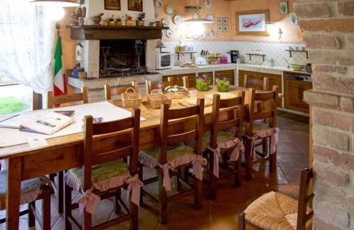 Collazzone House | Vacation home Roseto by Interhome