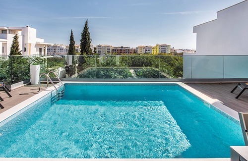 Correeira House | Vacation home Sónia by Interhome