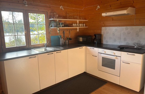 Sundsvall Municipality House | Vacation home Selina - Lake view & nature idyll near Sundsvall