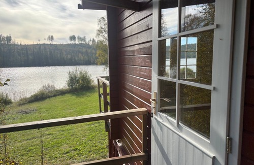 Sundsvall Municipality House | Vacation home Selina - Lake view & nature idyll near Sundsvall