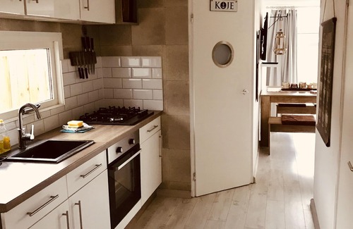 Onderdijk House | Vacation home St.Pauli with water access(pet friendly)