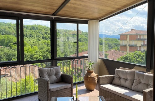 Bagnone House | Vacation Home "The Motorcycle"