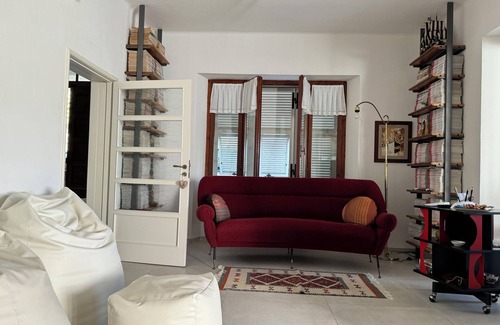 Bagnone House | Vacation Home "The Motorcycle"