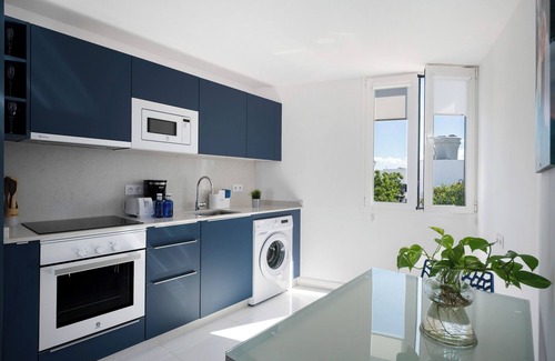 La Santa House | Vacation Home 'Tritón 6' with Sea View, Wi-Fi and Air Conditioning