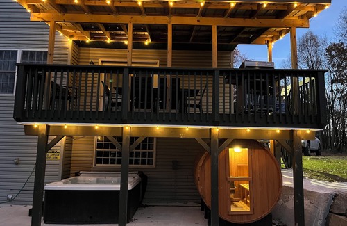 East Stroudsburg House | vacation home just 16 minutes from Bushkill Falls