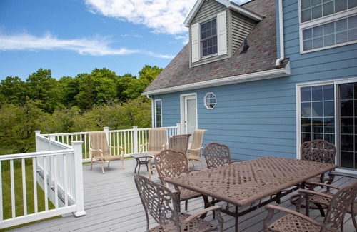 Northport House | Vacation home overlooking beautiful Lake Michigan