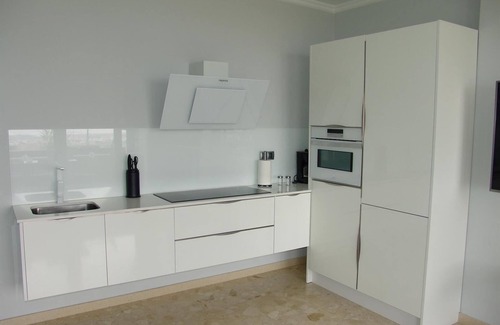 Montana la Data House | Vacation Home "Villa Bea I" with Mountain and Sea View, Wi-Fi, Garden & Terrace