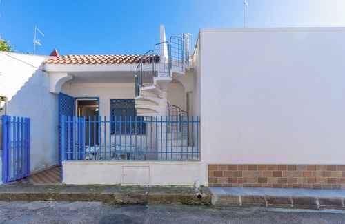 Torre Lapillo House | Vacation Home "Villetta Lido Canne" Close to the Beach