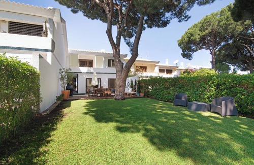 Vilamoura House | Vacation Home "Vilamoura Com Piscina E Wifi" with Private Pool, Terraces & Wi-Fi