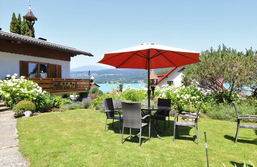Augsdorf House | Vacation home with lake view and private pool 2 minutes away from Lake Wörtherse