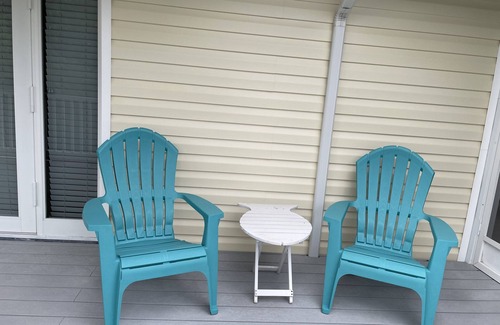 Heron's Landing House | Vacation home within walking distance to Bowman Beach