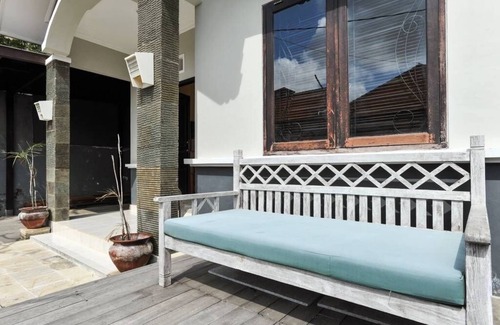 Taman Griya House | Vacation House Nuansa Cliff jimbaran