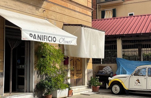 Cadimare Apartment | Vacation House With Sea View in the Cinque Terre 200 m from the sea. Alba Marina