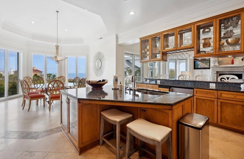 Debordieu Colony House | Vacation in luxury and style with sweeping ocean views at Pearce House.