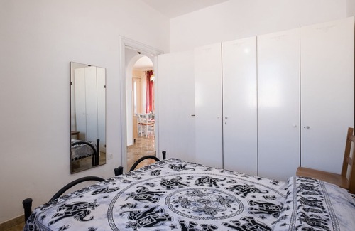 Specchiarica Apartment | Vacation Home 'Villa Susy' near Sea with Private Garden & Wi-Fi