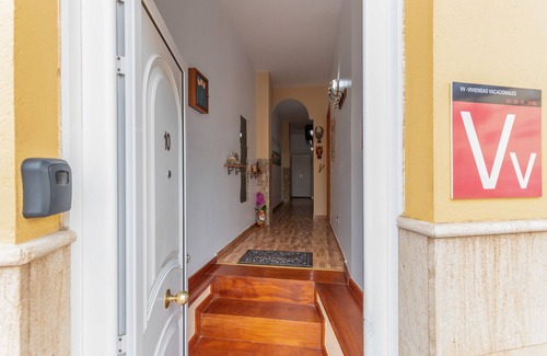 Sardina Apartment | Vacation 'Las Sirenas Ii' with Wi-Fi and Air Conditioning