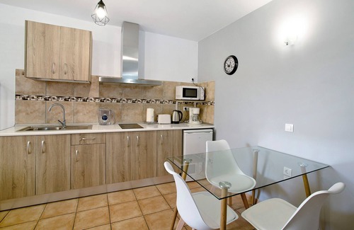 Moya Apartment | Vacation 'Montemar 2' with Sea View, Shared Pool and Wi-Fi