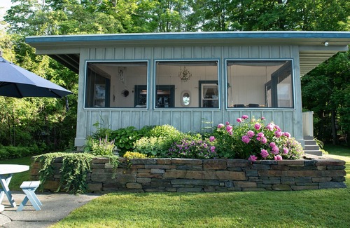 Lenox Dale Cottage | Vacation or work away from home! Private Beach Lakefront Cottage in Lenox MA
