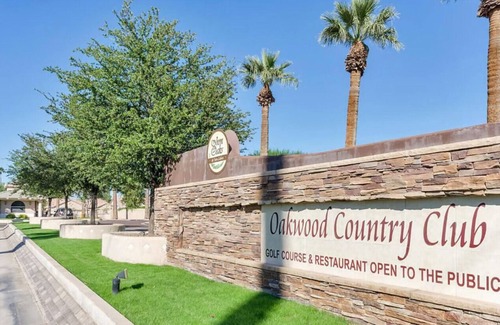 Oakwood House | Vacation Paradise/Gated Golf Community/Courtesy Golf Cart