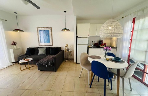 Sonnenland Apartment | Vacation Property 'Bungalow Aloe Dunas 2' with Shared Pool, Private Terrace and Fast Wi-Fi