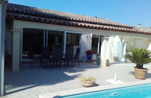 Six-Fours-les-Plages House | Vacation rental villa in Six fours les plages