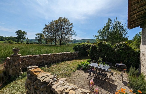 Massignieu-de-Rives House | Vacation rental lakes, vineyards and mountains area